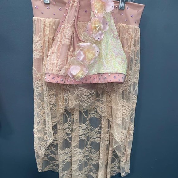 Balera Lyrical Costume - Picture 3 of 3